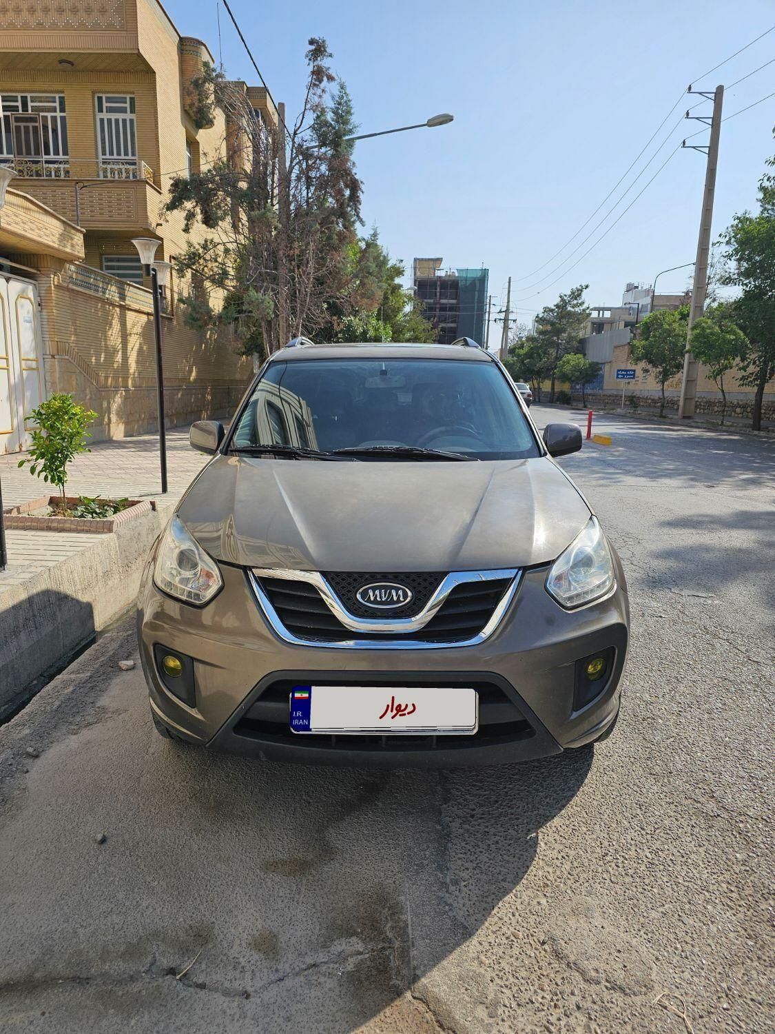 خودرو ام وی ام، X33 آگهی ann_18619103