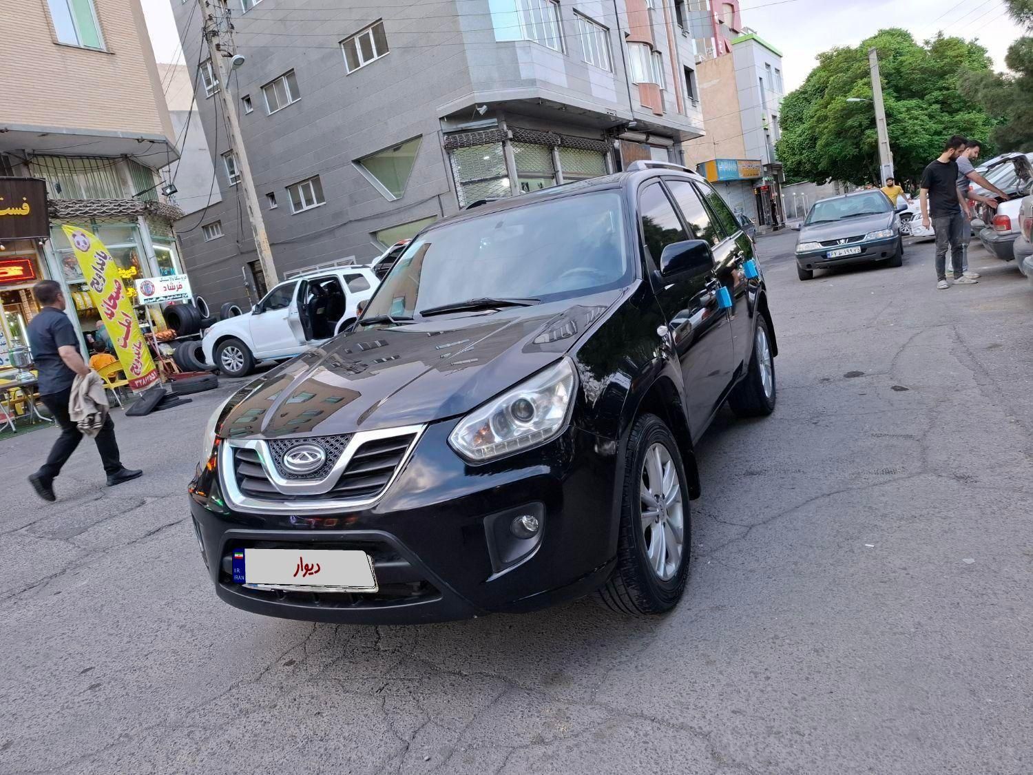 خودرو ام وی ام، X33 آگهی ann_18619141
