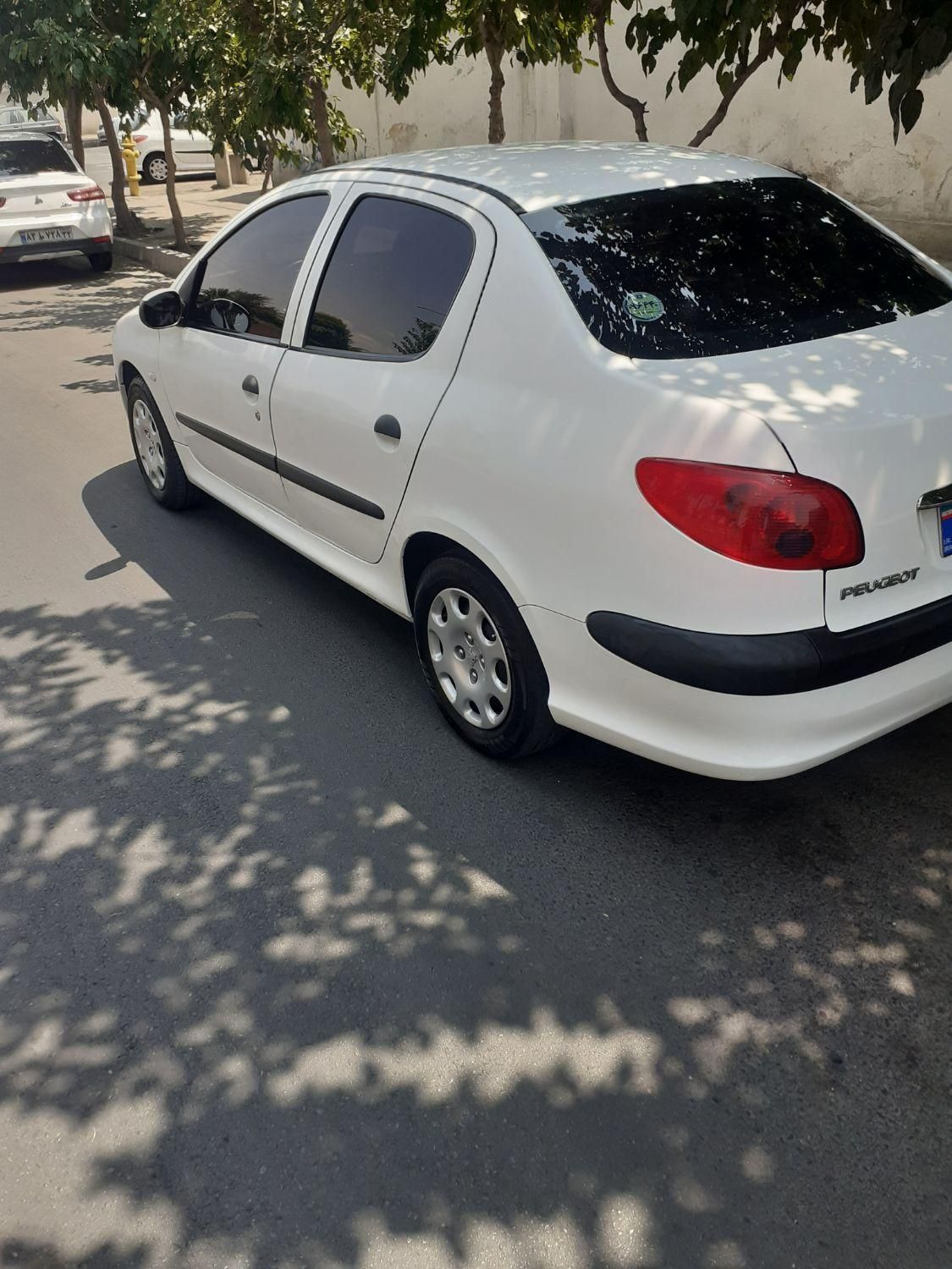 پژو ۲۰۶ صندوق دار v8 - 1398
