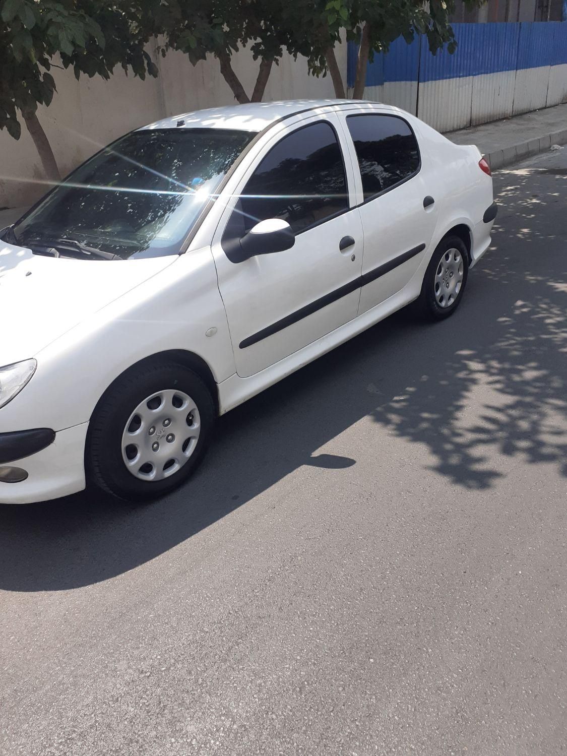 خودرو پژو، ۲۰۶ صندوق دار آگهی ann_18619374