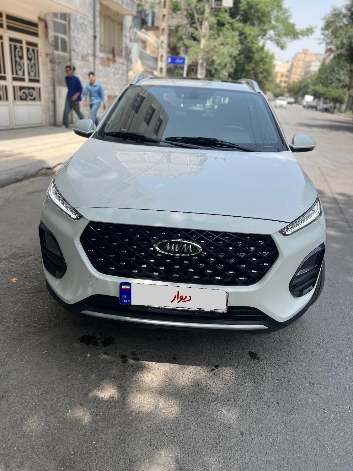 ام وی ام X22 پرو اتوماتیک اکسلنت - 2023