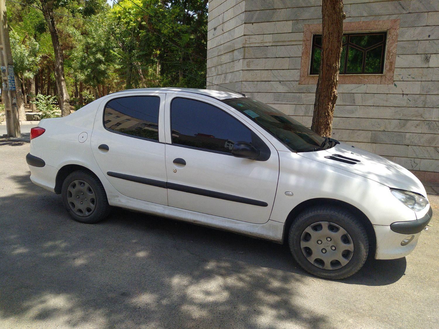 پژو ۲۰۶ صندوق دار v20 - 1390