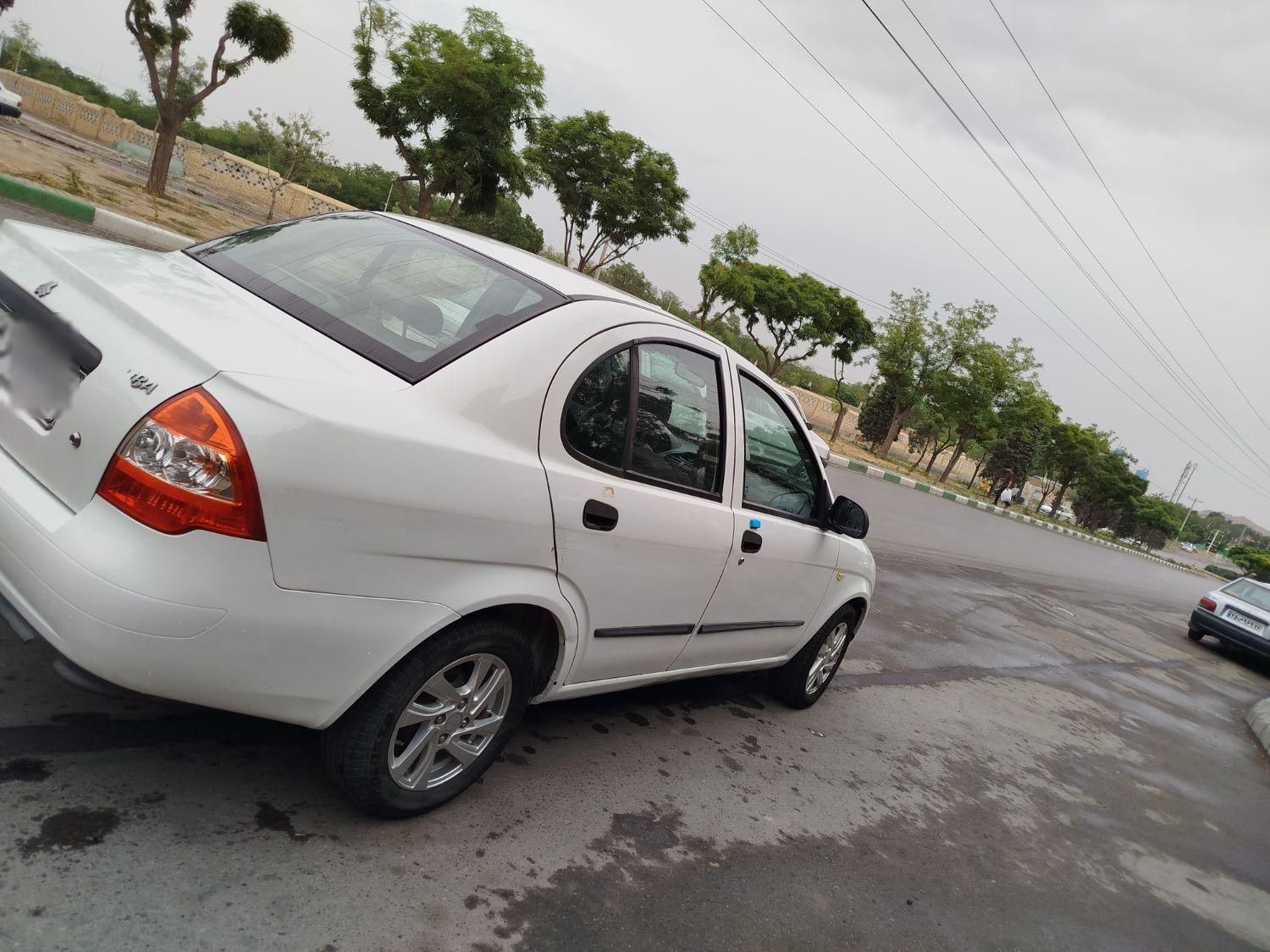 تیبا صندوق دار SX - 1398