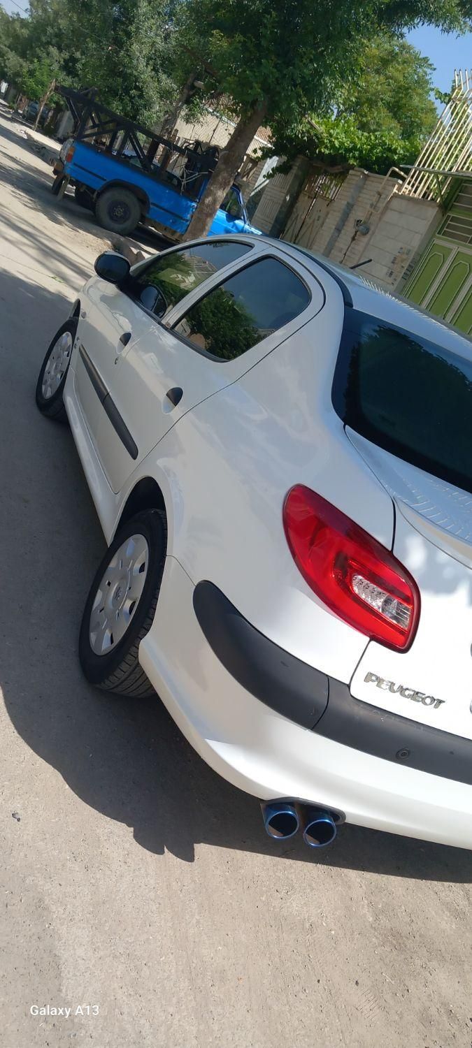 پژو ۲۰۶ صندوق دار v8 - 1395