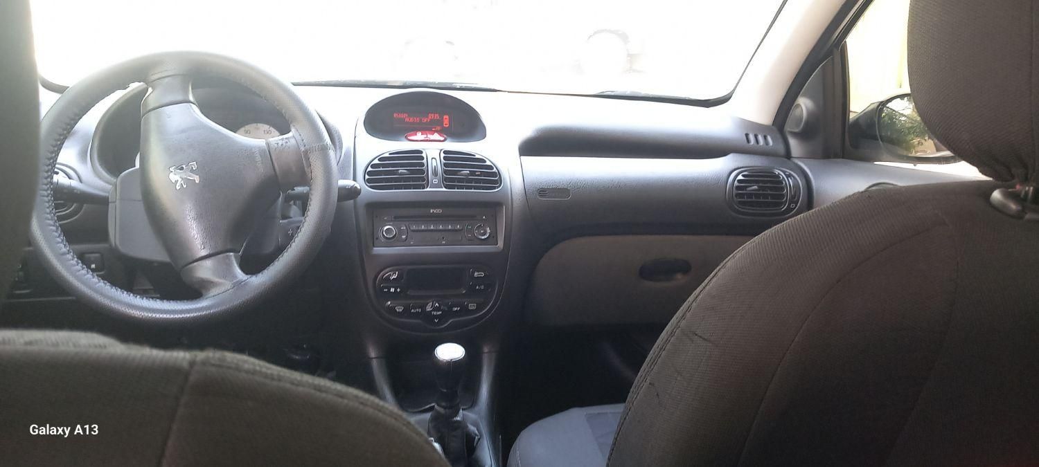 پژو ۲۰۶ صندوق دار v8 - 1395
