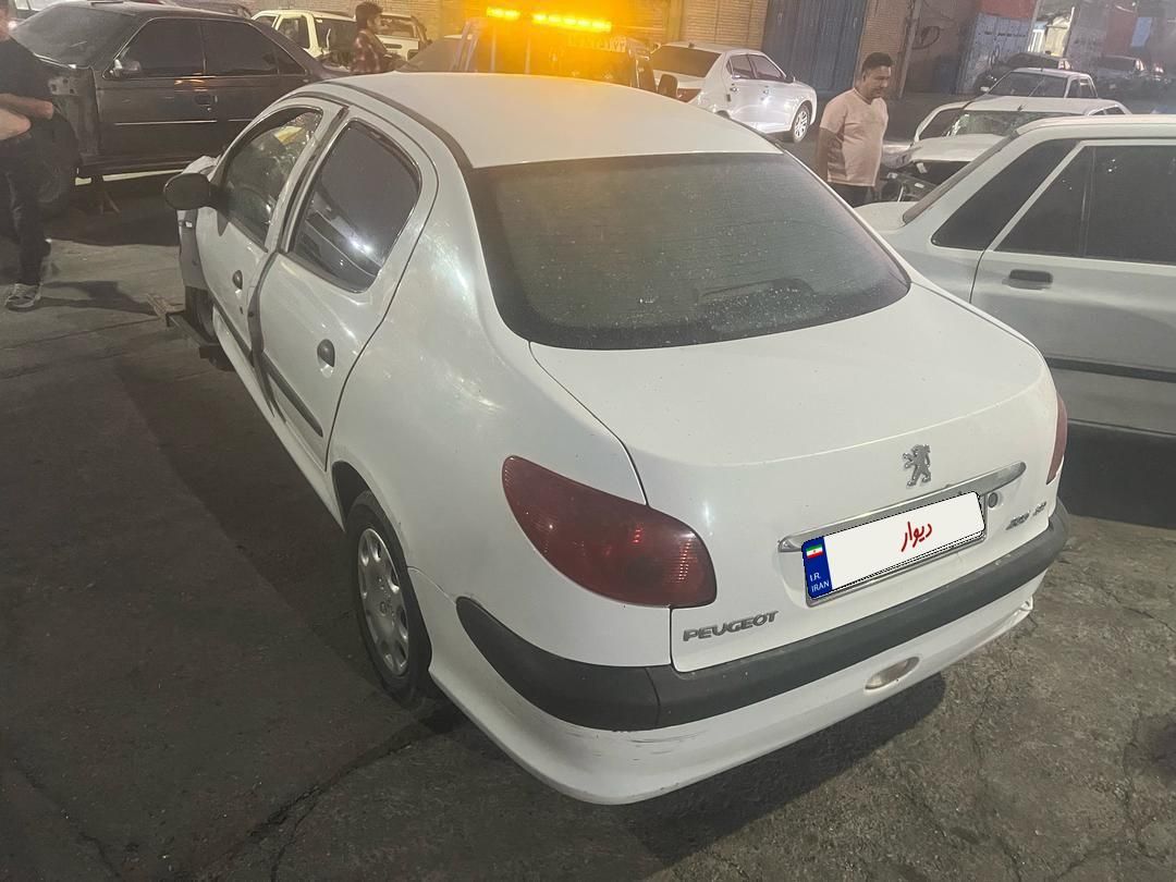خودرو پژو، ۲۰۶ صندوق دار آگهی ann_18619837
