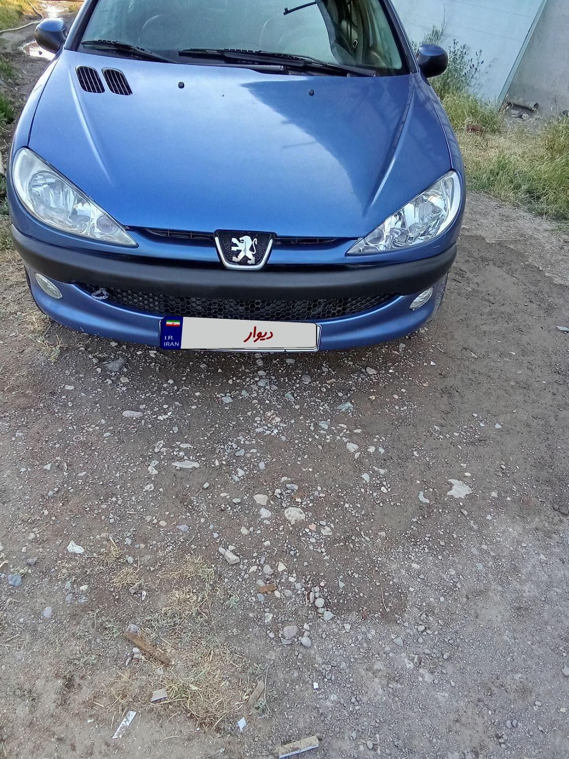 پژو ۲۰۶ صندوق دار v8 - 1393