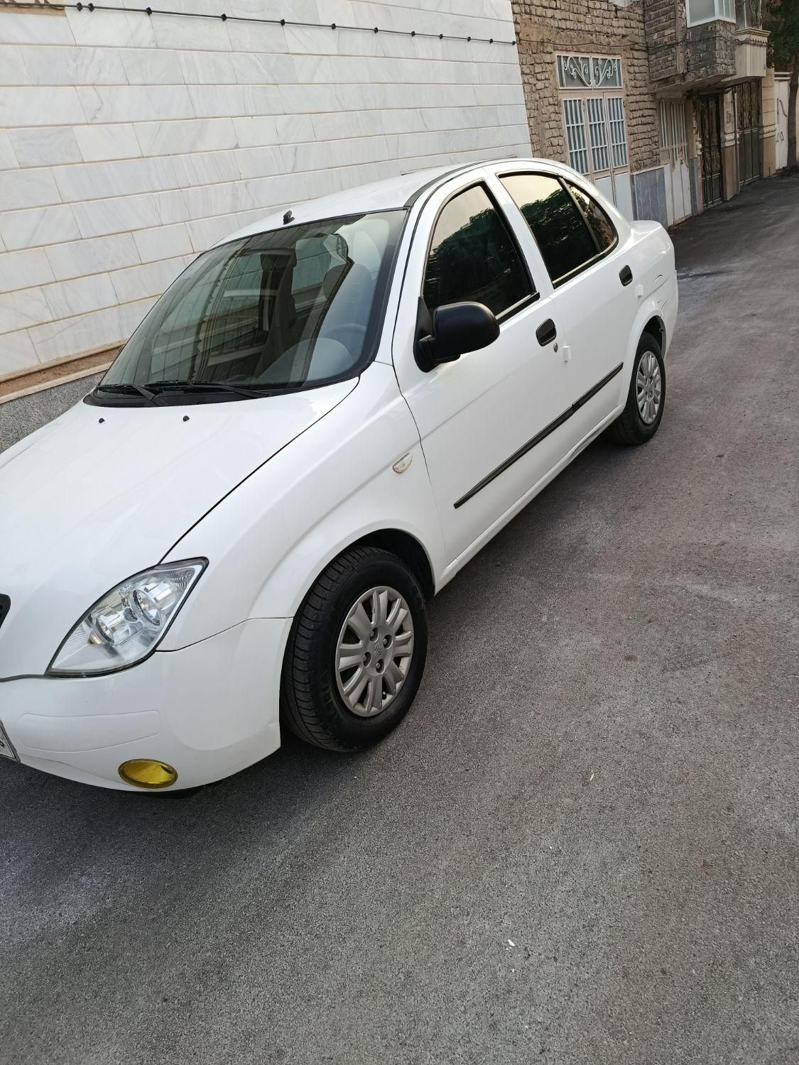 تیبا صندوق دار EX - 1395
