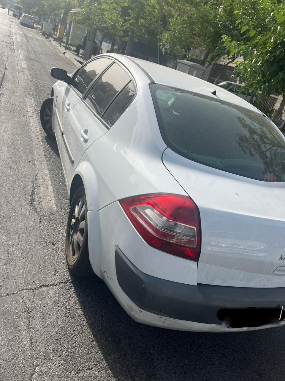 رنو مگان پارس خودرو 2000 - 2012