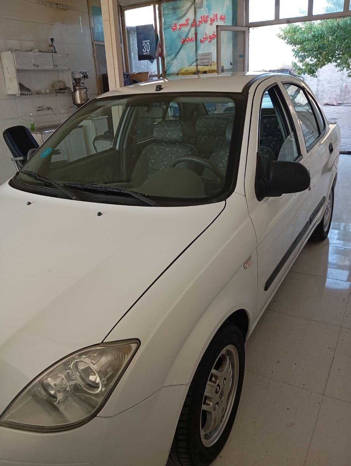 تیبا صندوق دار SX - 1393