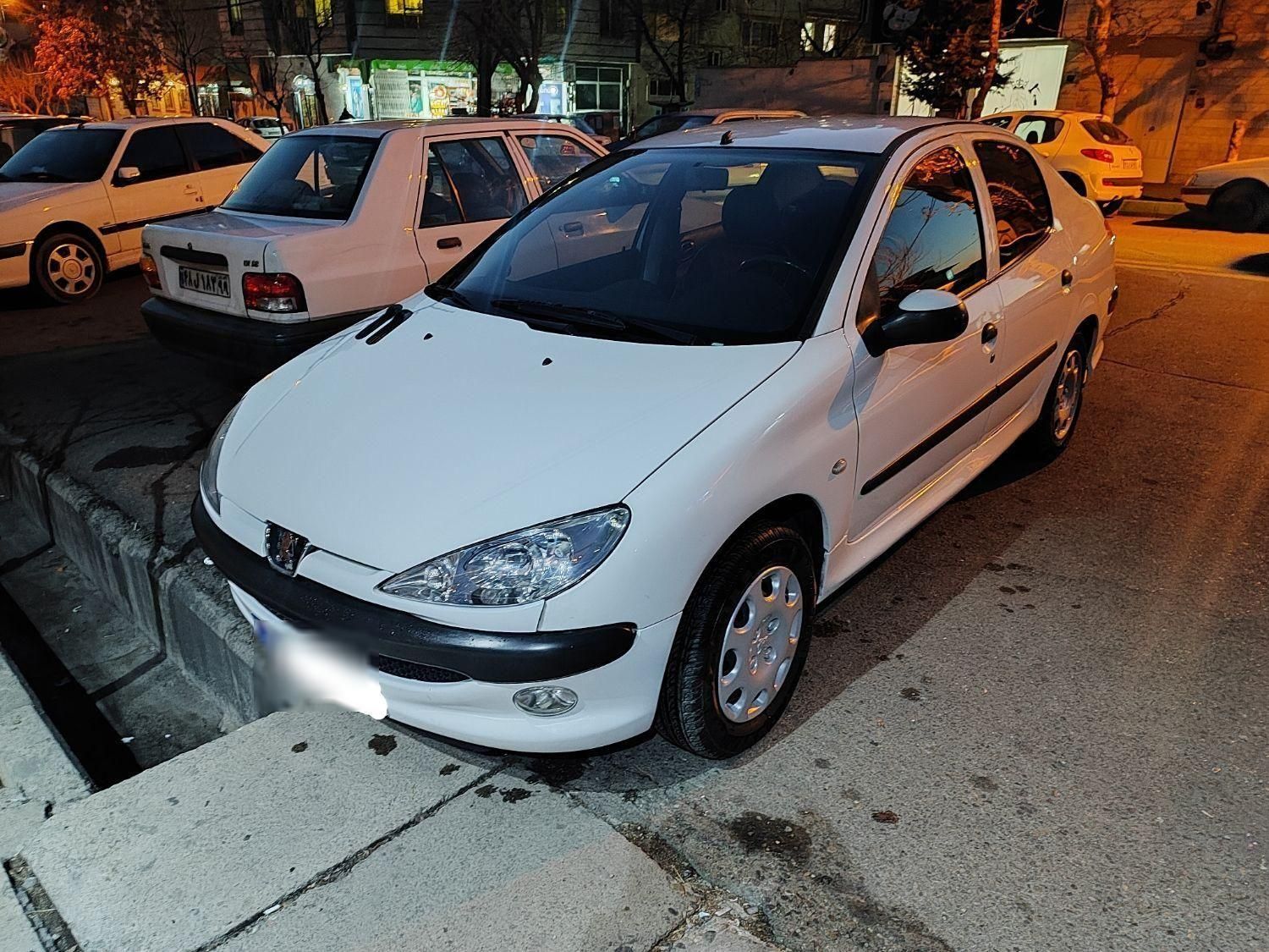 پژو ۲۰۶ صندوق دار v8 - 1397
