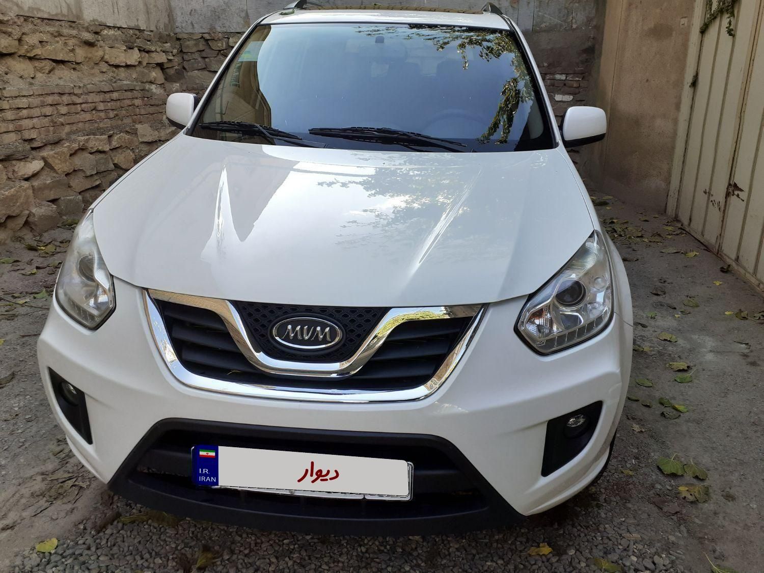 خودرو ام وی ام، X33 آگهی ann_18620567