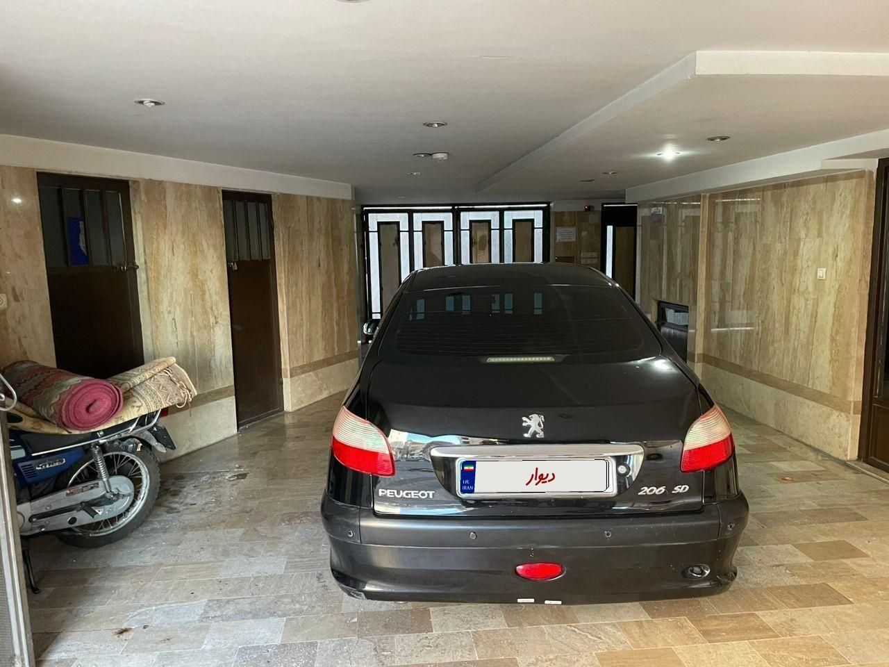 پژو ۲۰۶ صندوق دار v8 - 1390