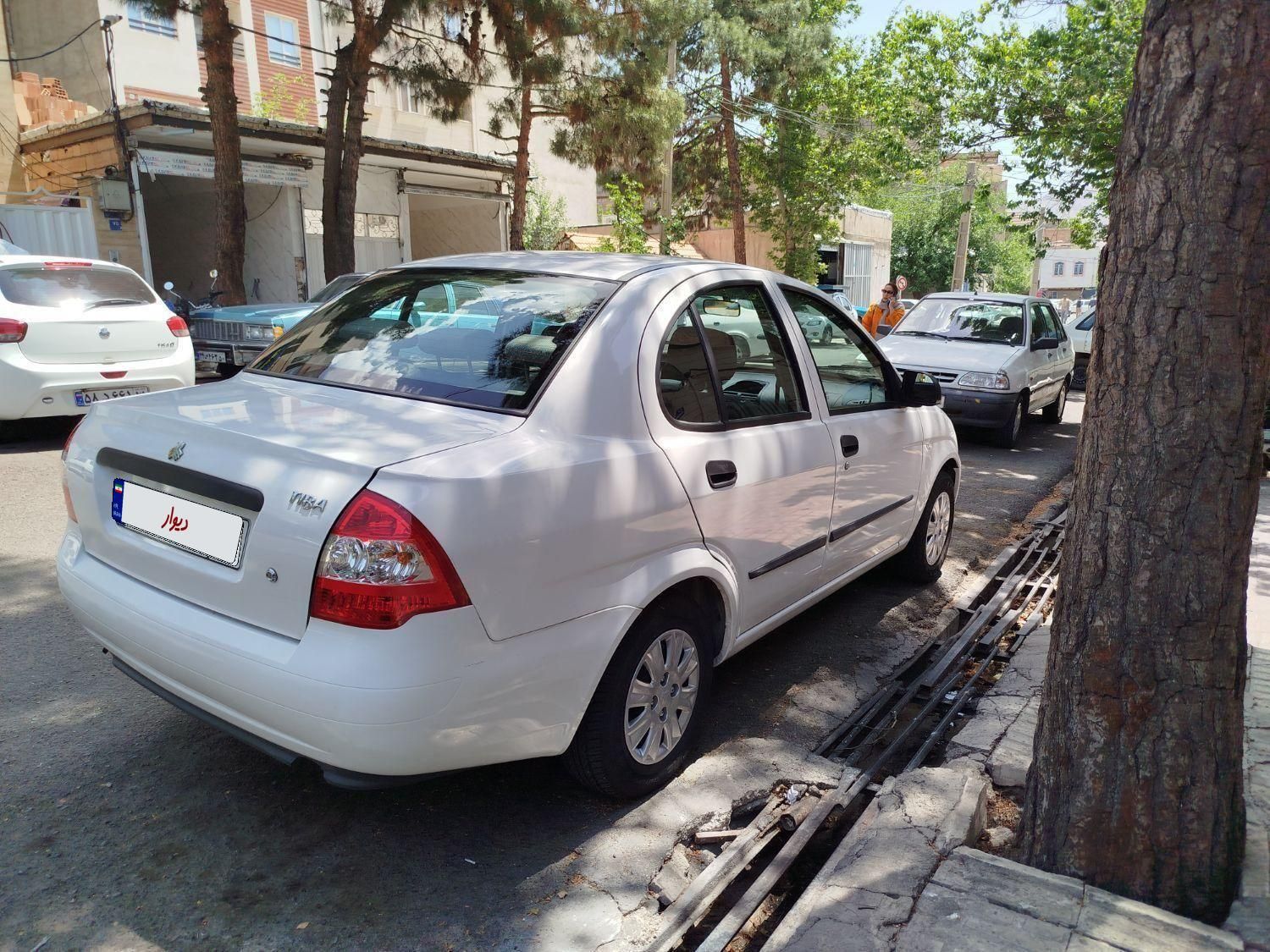 تیبا صندوق دار SX - 1400