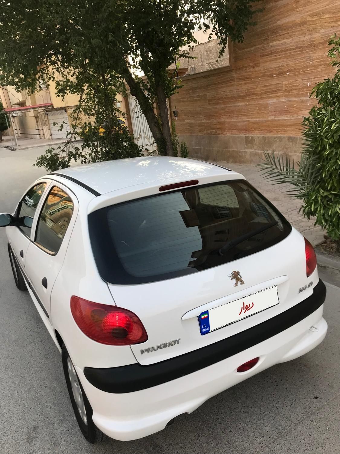 پژو 206 تیپ 2 - 1395