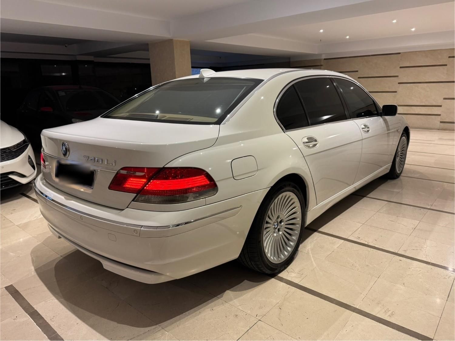 ب ام و سری 7 740li - 2008