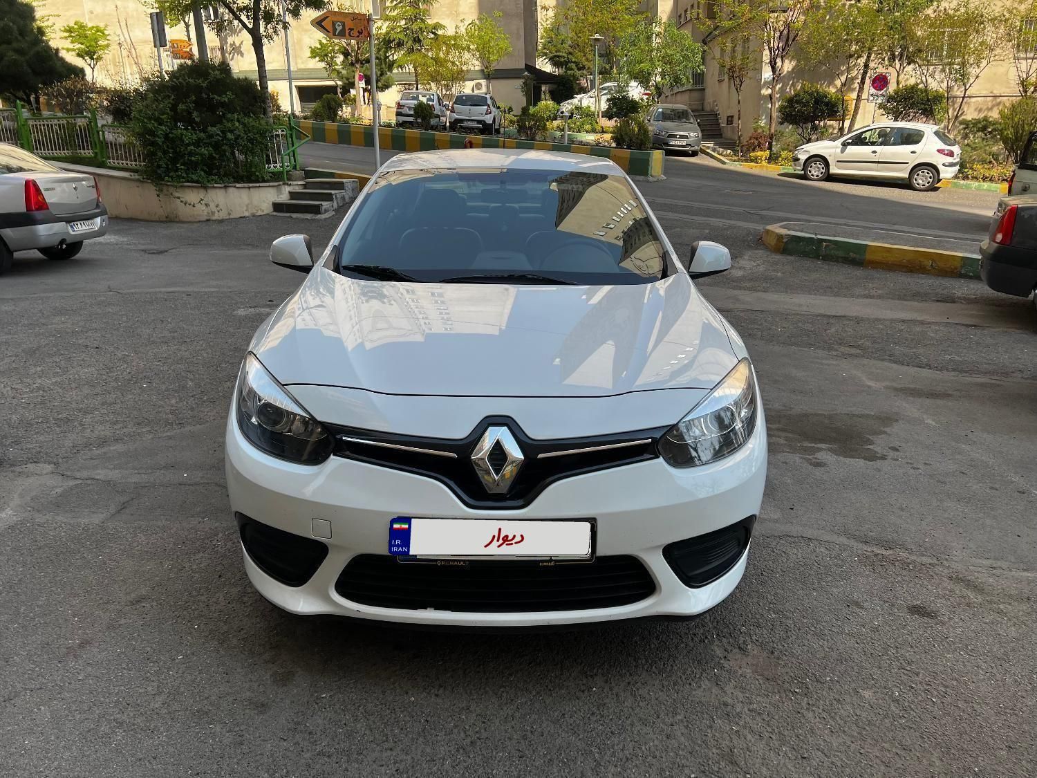 خودرو رنو، فلوئنس آگهی ann_18621621