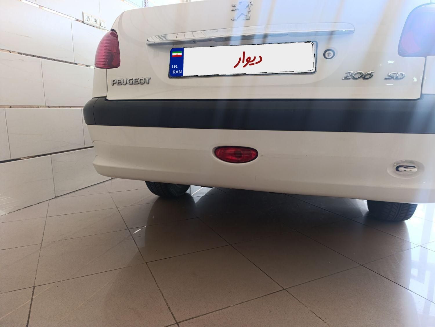 پژو ۲۰۶ صندوق دار v8 - 1399