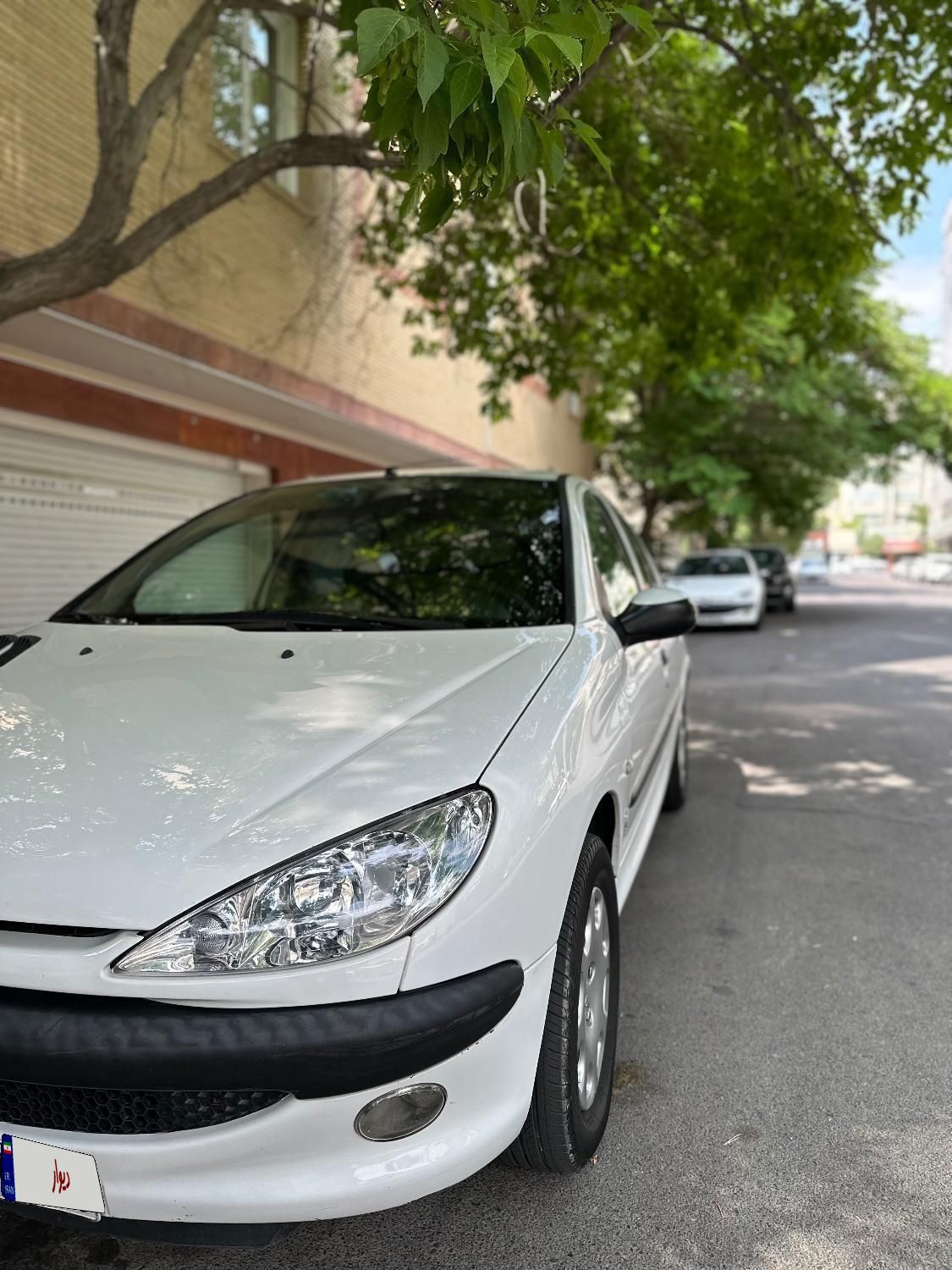 پژو ۲۰۶ صندوق دار v8 - 1396