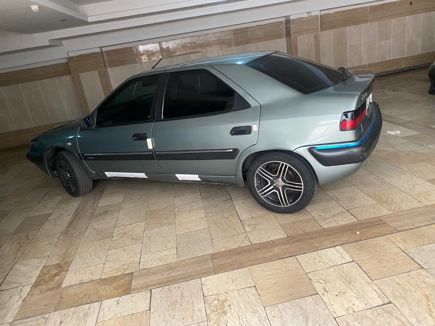 سیتروئن زانتیا X - 2010
