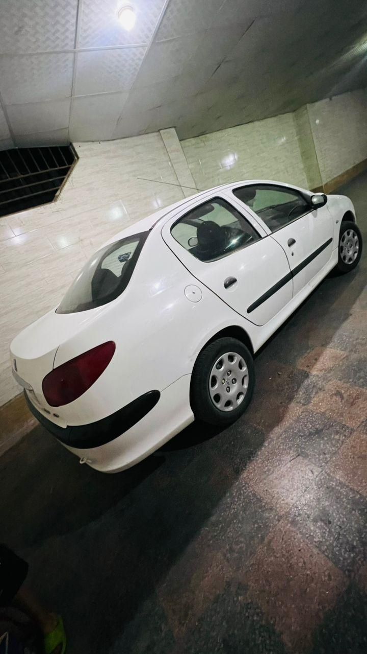 پژو ۲۰۶ صندوق دار v8 - 1399