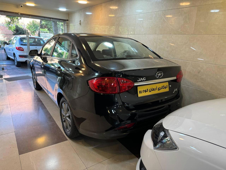 جک J4 اتوماتیک ساده - 1404