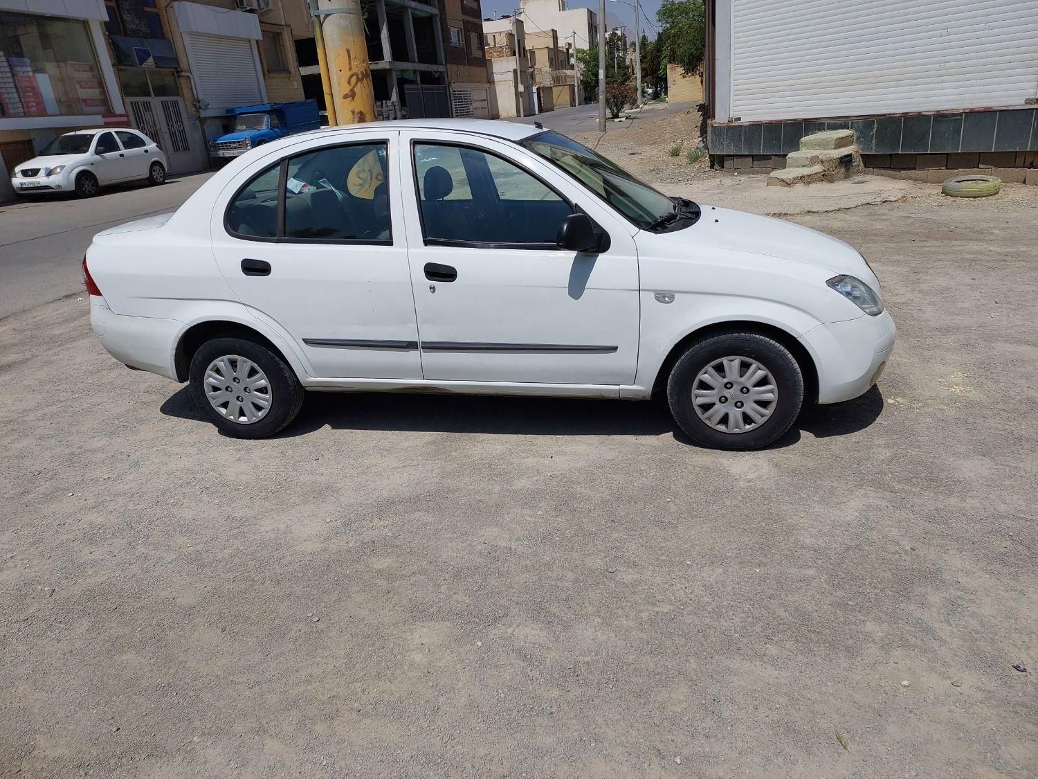 تیبا صندوق دار EX - 1395