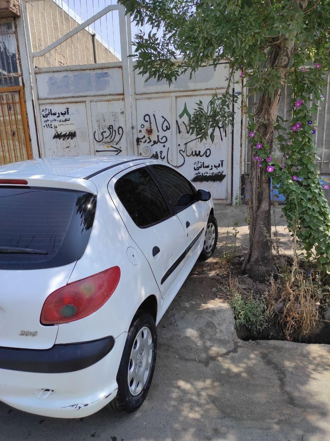 پژو 206 تیپ 2 - 1390
