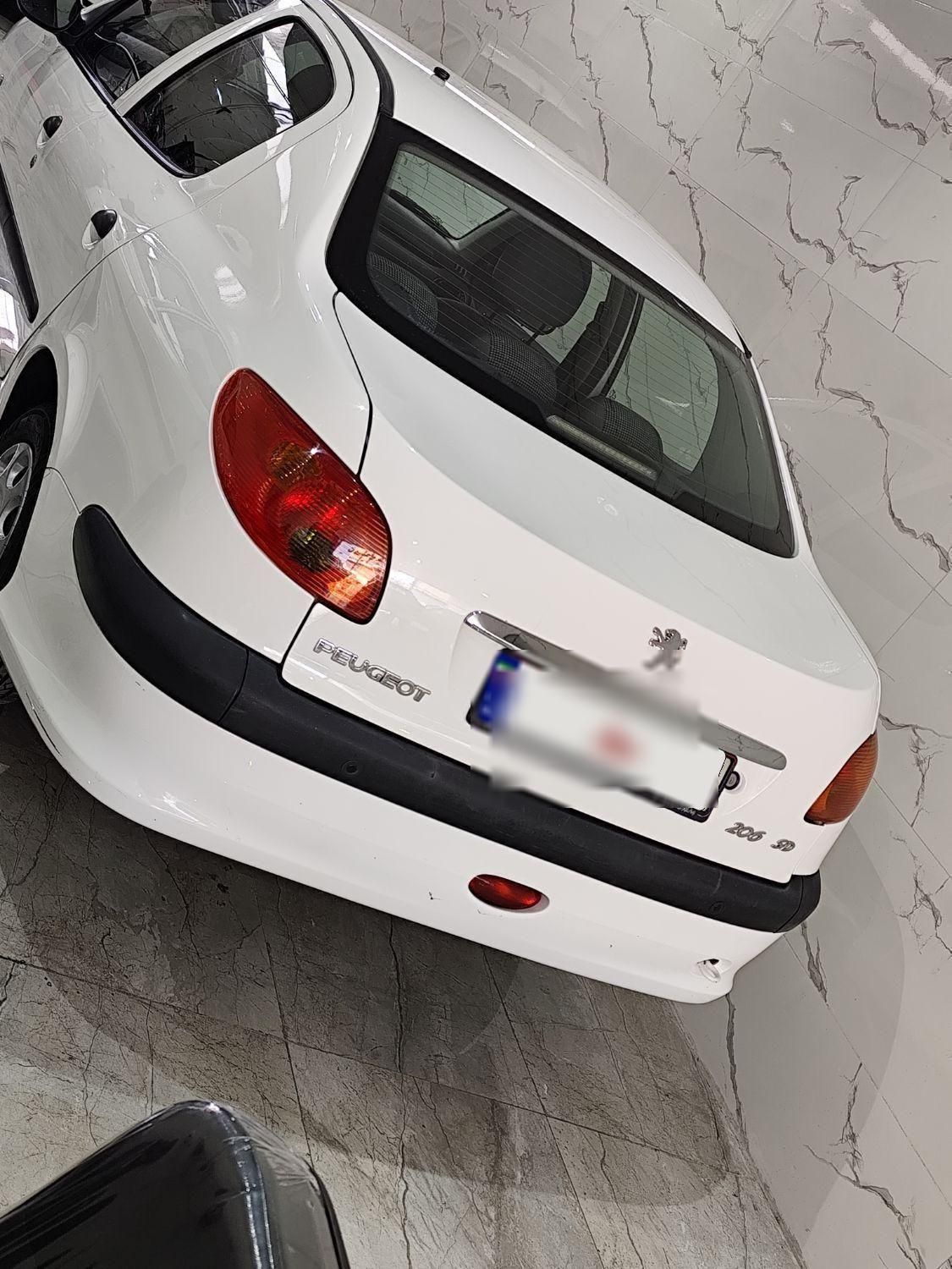 پژو ۲۰۶ صندوق دار v8 - 1393