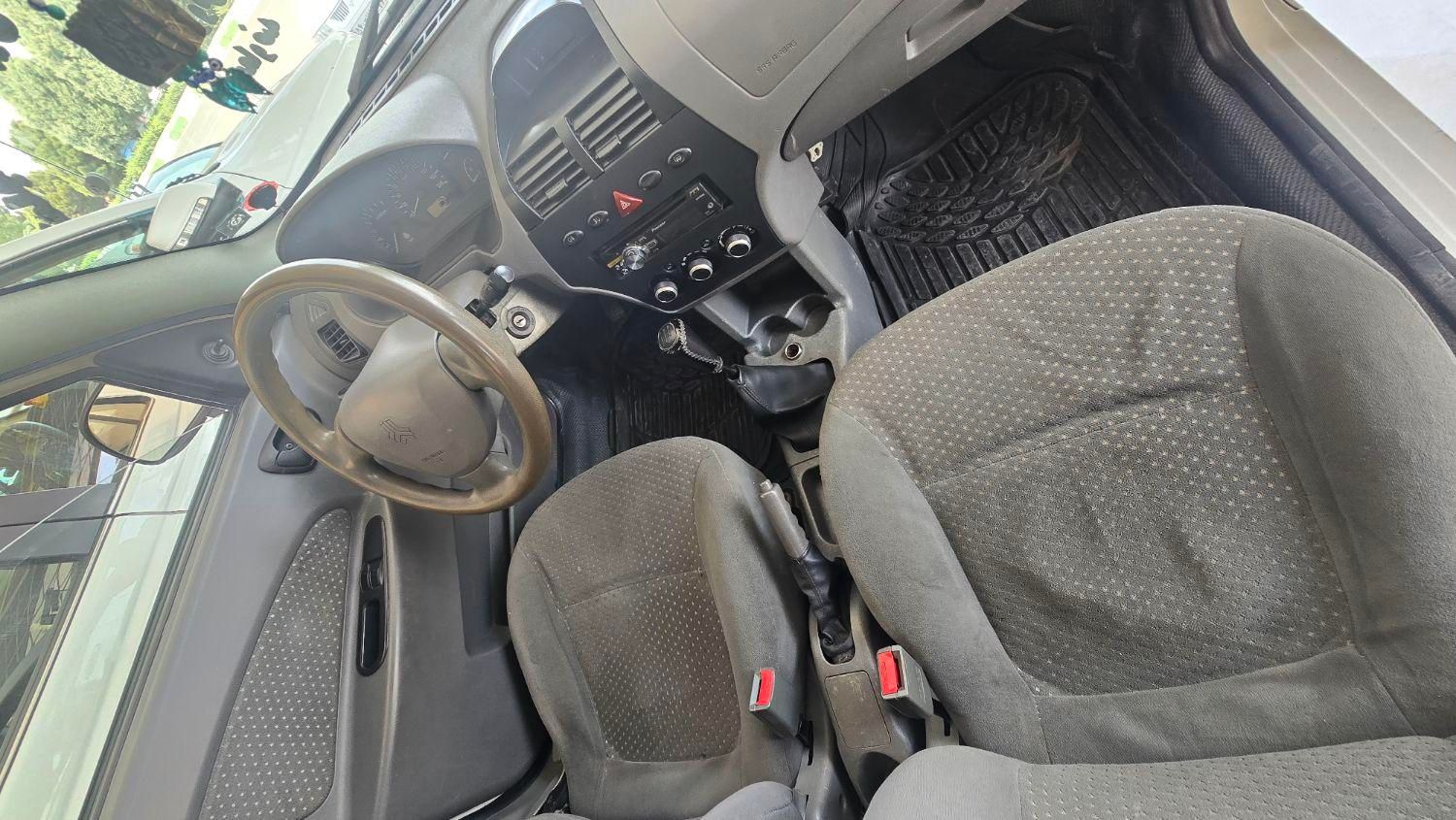 تیبا صندوق دار SX - 1392