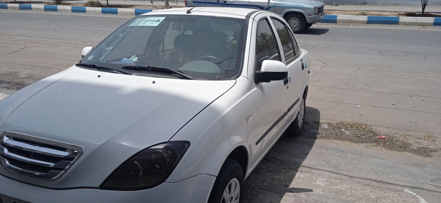 تیبا صندوق دار SX - 1401