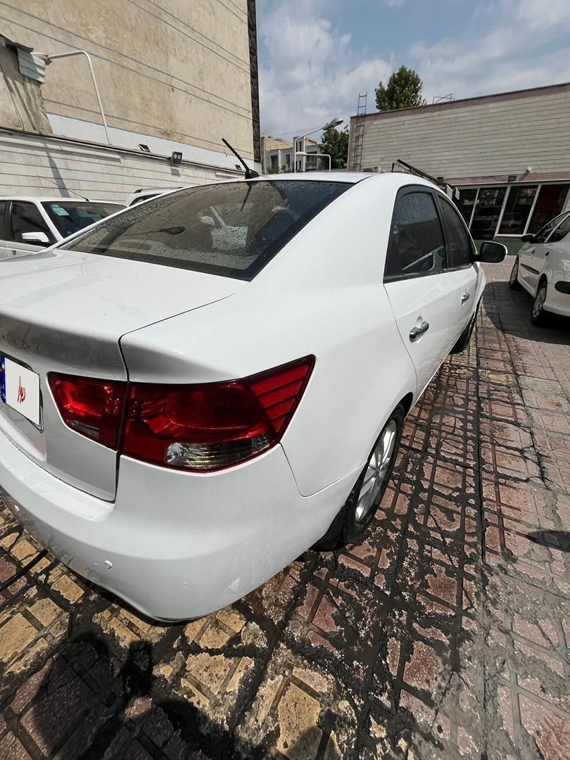 کیا سراتو 2.0 لیتر اتوماتیک GT لاین - 2016