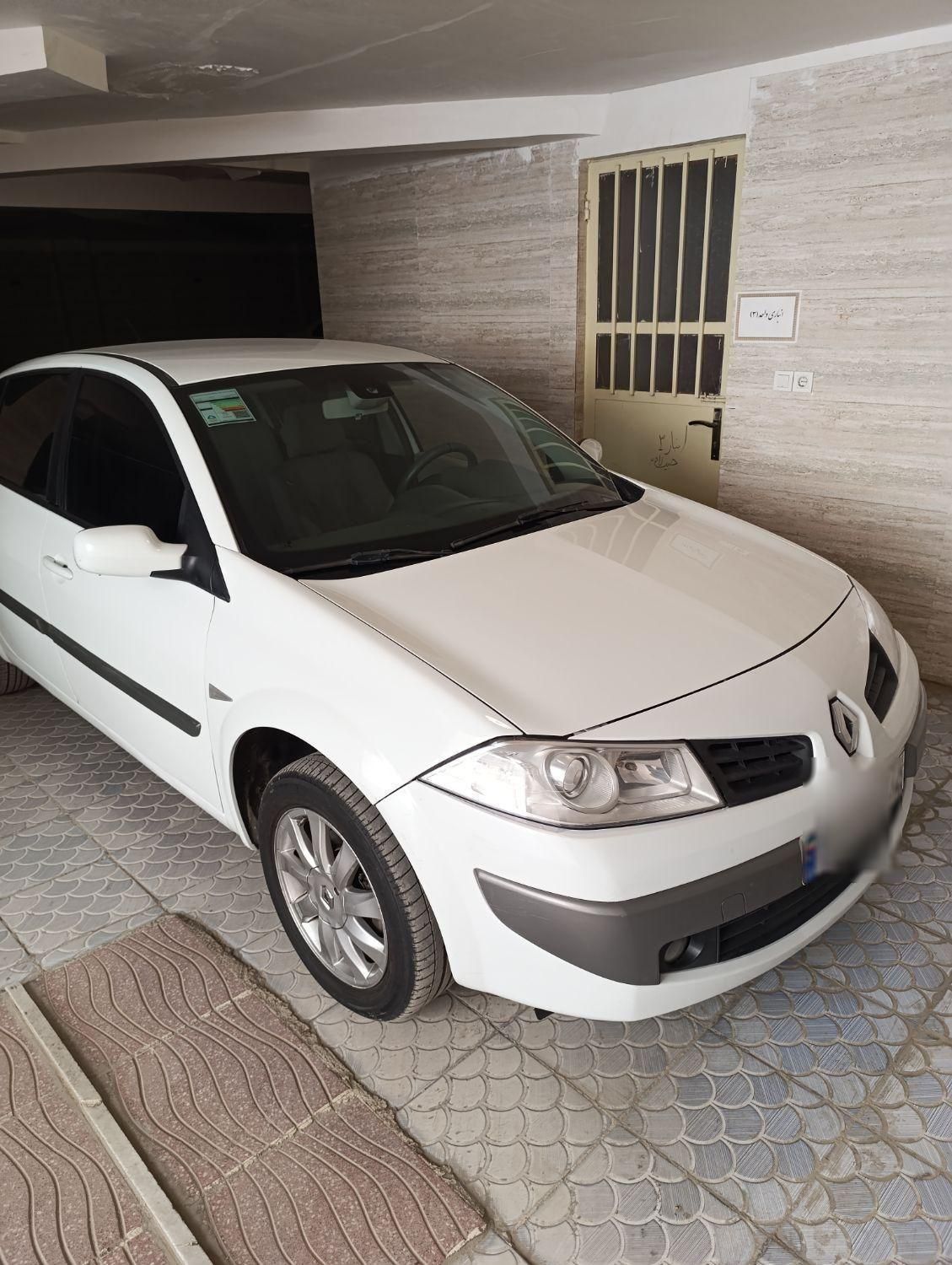 رنو مگان پارس خودرو 2000 - 2011