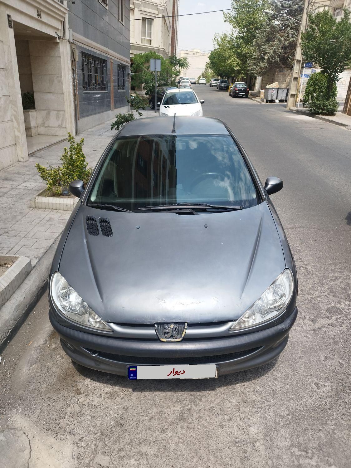 پژو ۲۰۶ صندوق دار v8 - 1393