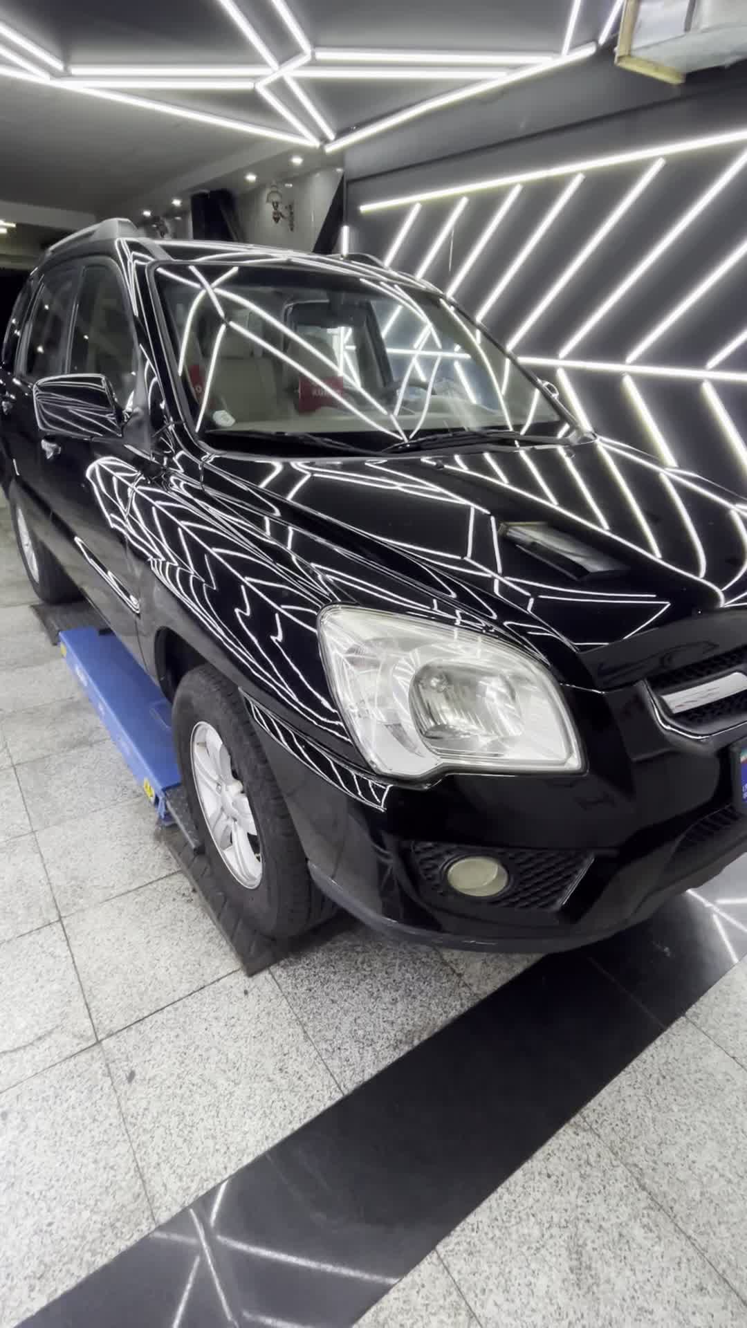 کیا اسپورتیج 6 سیلندر 2700cc - 2010