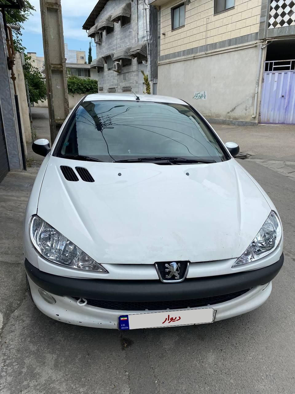 پژو ۲۰۶ صندوق دار v8 - 1392