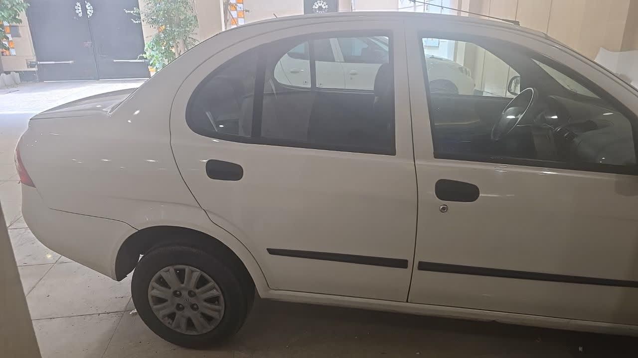 تیبا صندوق دار SX - 1400