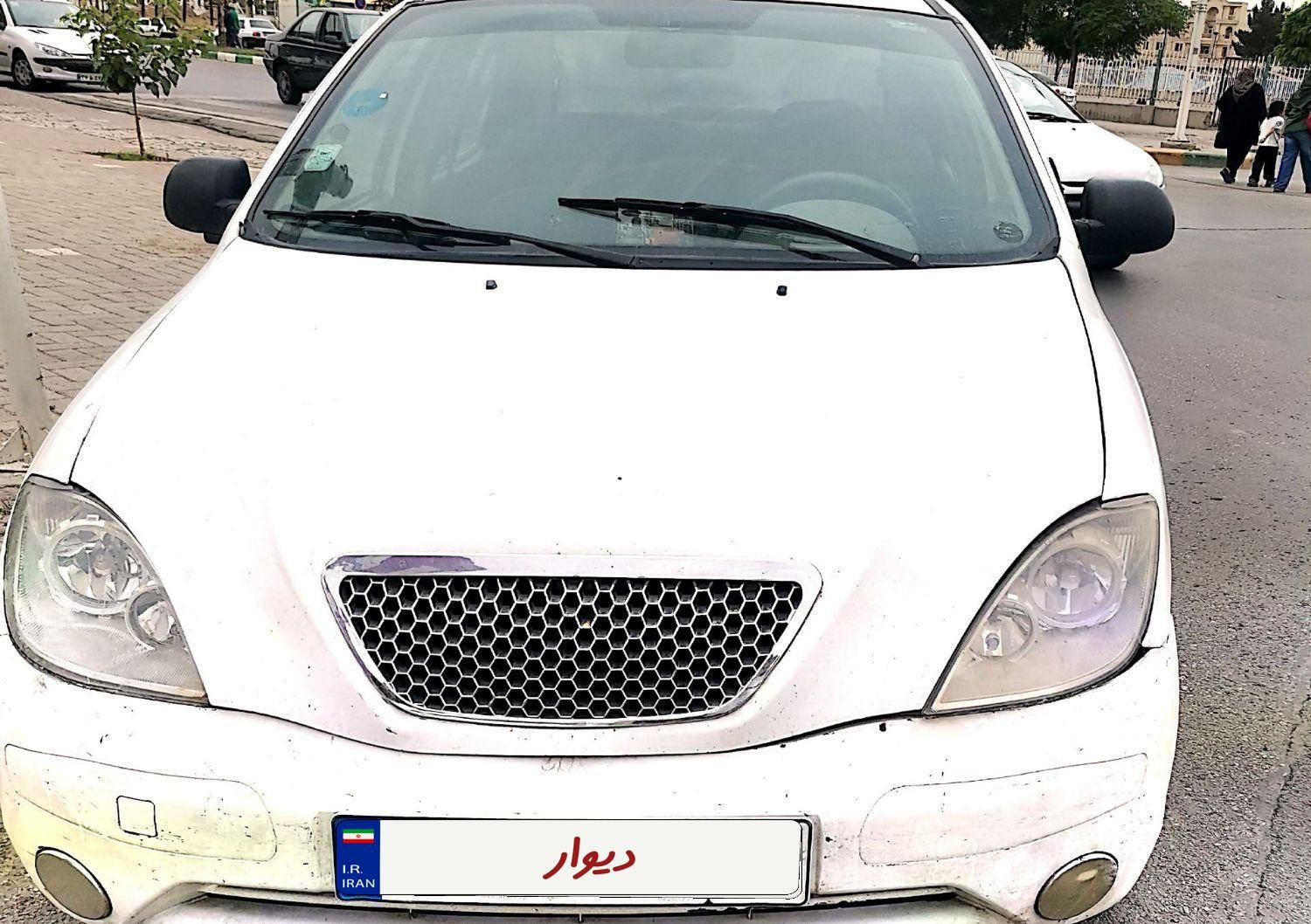 تیبا صندوق دار SX - 1392