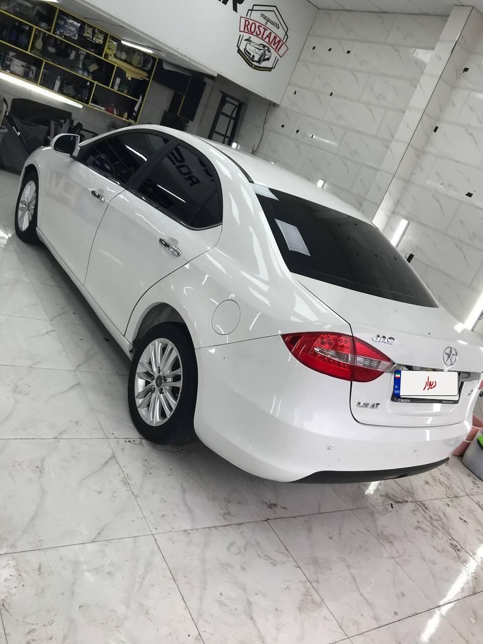 جک J5 اتوماتیک - 2015