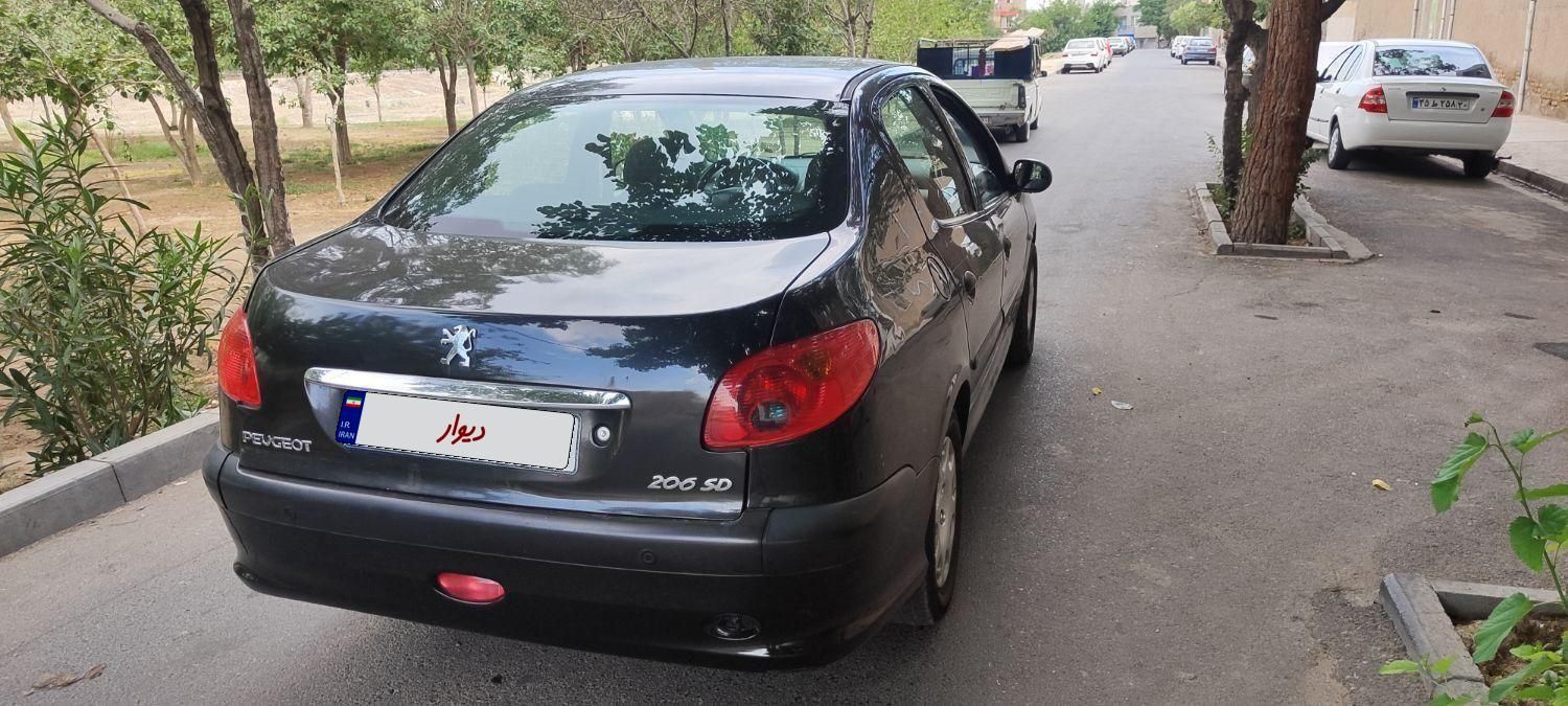 پژو ۲۰۶ صندوق دار v8 - 1393