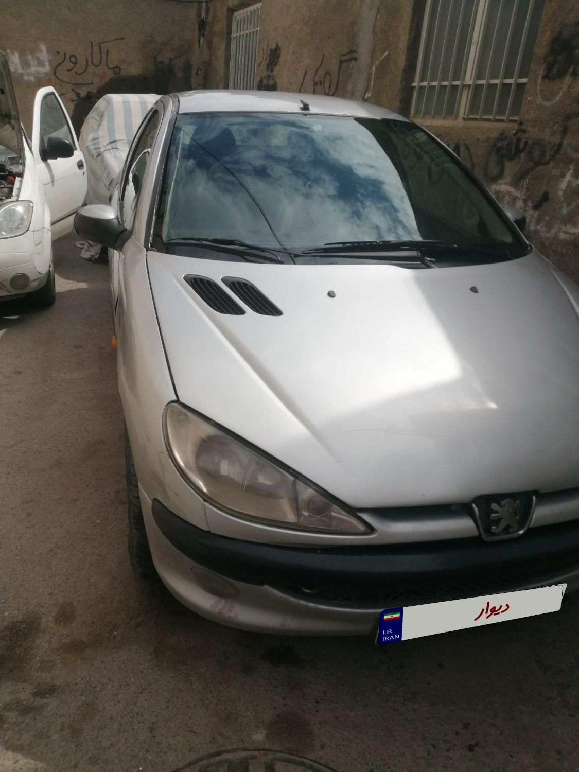 پژو ۲۰۶ صندوق دار v8 - 1386