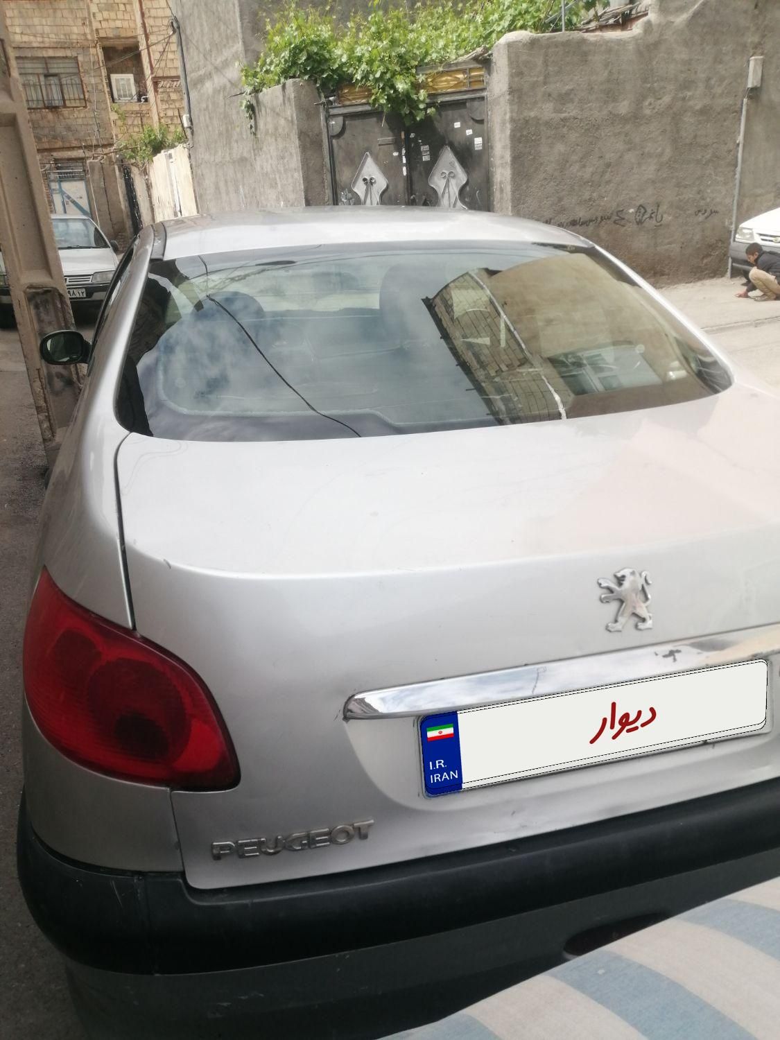 پژو ۲۰۶ صندوق دار v8 - 1386