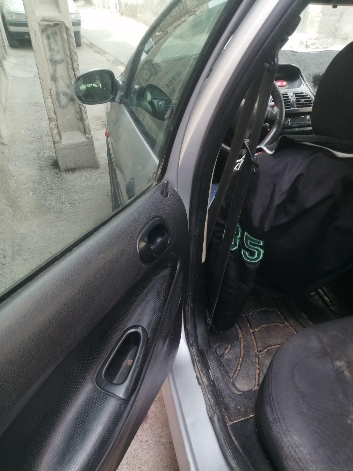 پژو ۲۰۶ صندوق دار v8 - 1386