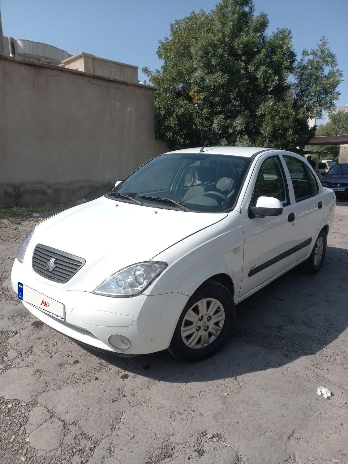 تیبا صندوق دار EX - 1393