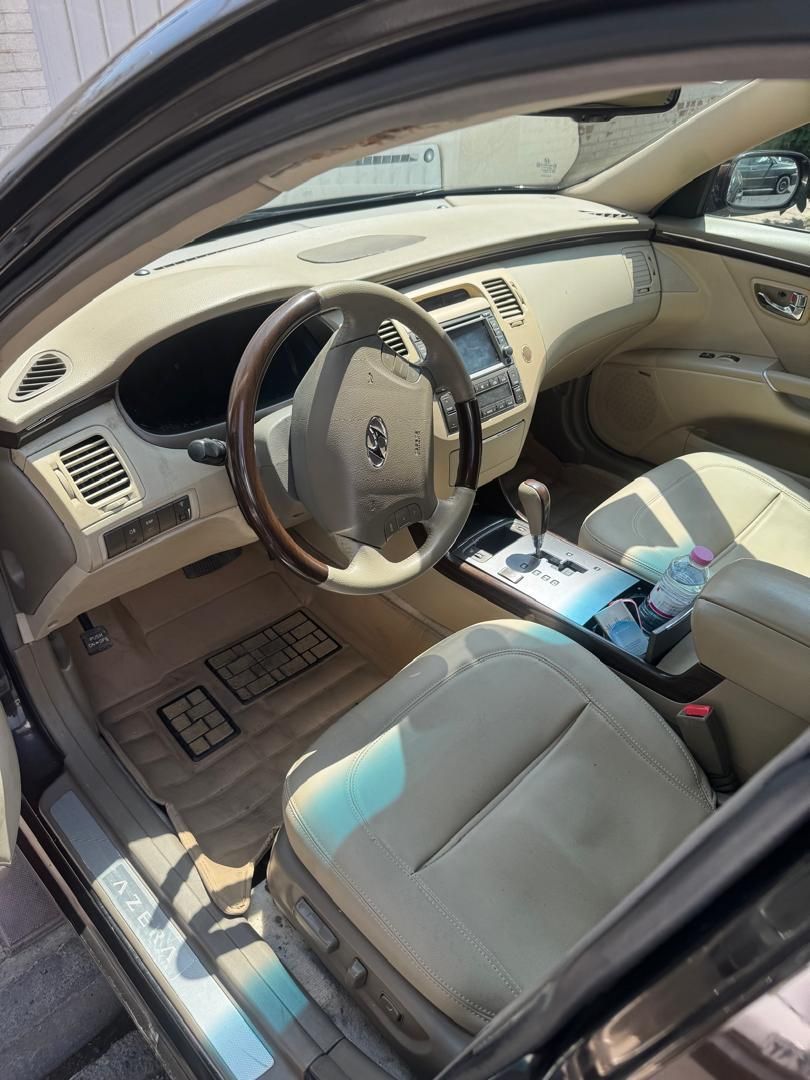 هیوندای آزرا (گرنجور) 3300cc - 2011