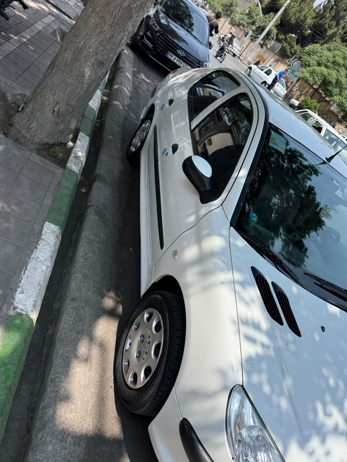 پژو ۲۰۶ صندوق دار v8 - 1400