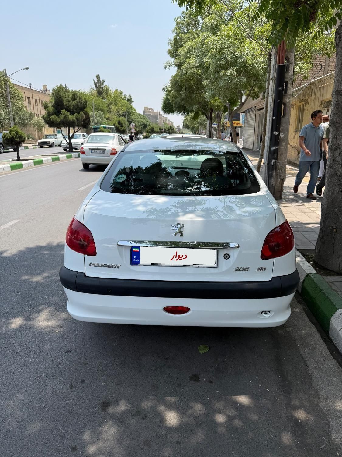 پژو ۲۰۶ صندوق دار v8 - 1400