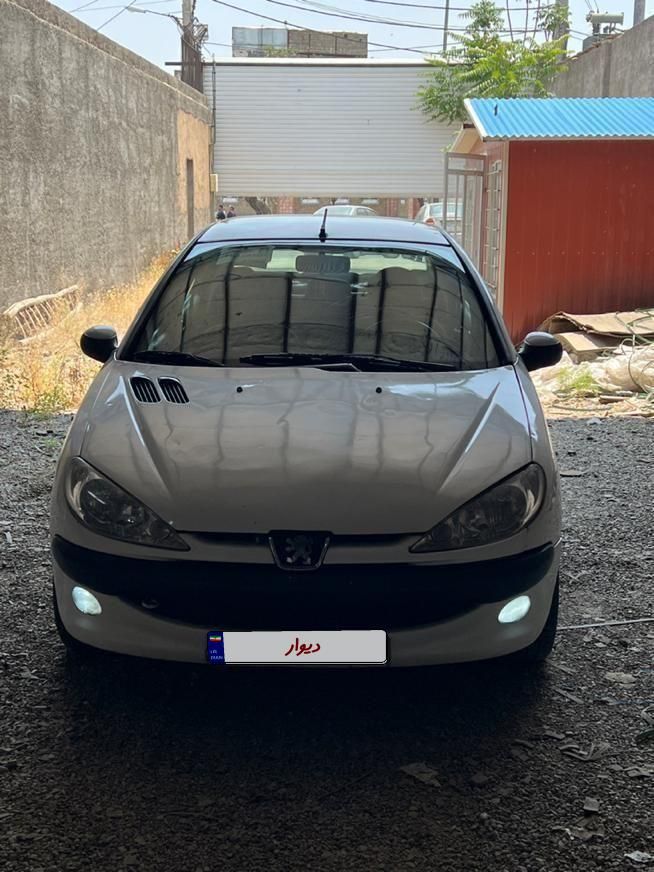 پژو ۲۰۶ صندوق دار v8 - 1392
