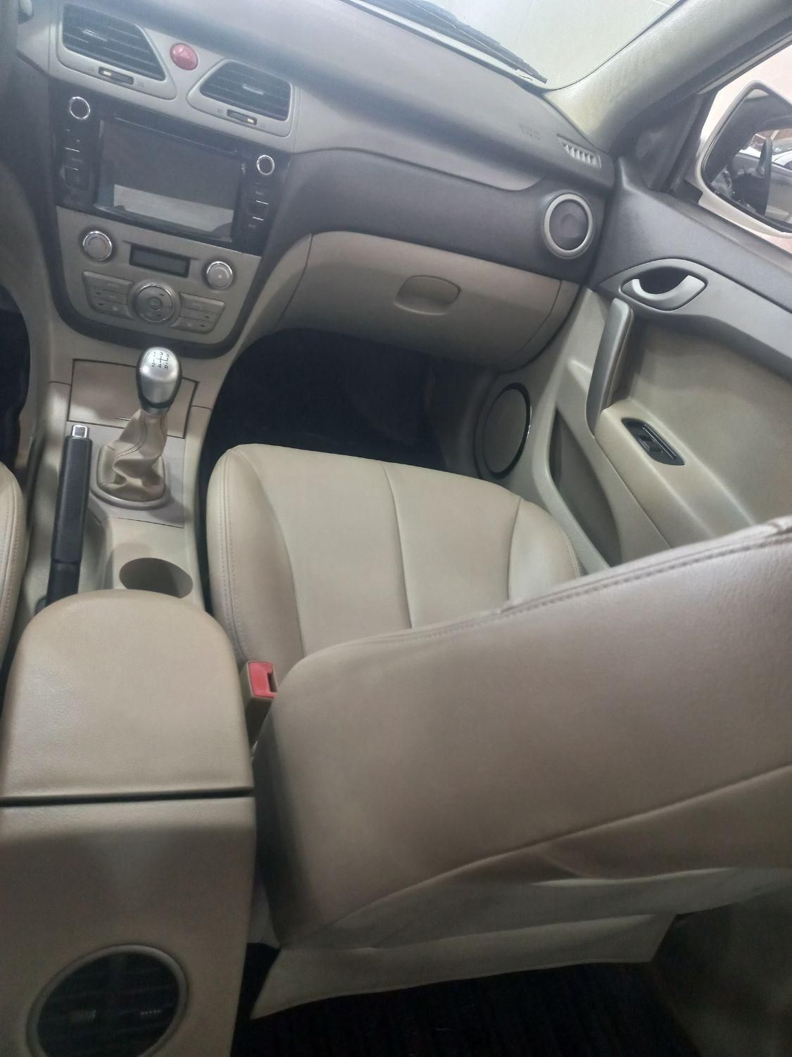 جک J5 دنده‌ای - 2014