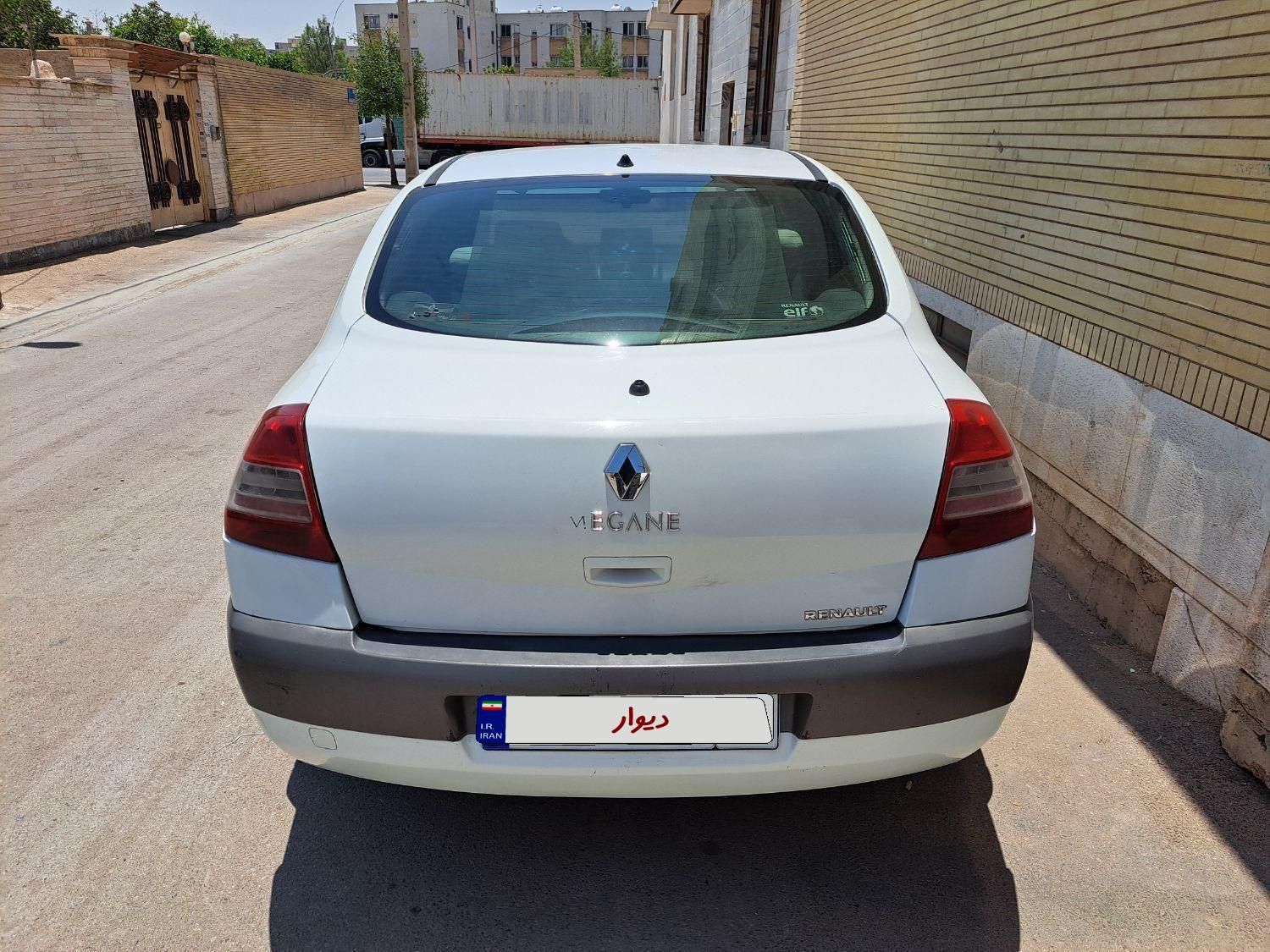 رنو مگان پارس خودرو 2000 - 2012